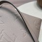 Original Reproduction ï¿¥ 195 Airplane BoxBeige Lv Montaigne BagAn entry-level style! A