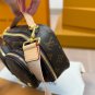 Original reproduction ï¿¥ 200 airplane box color changing leatherThe LV explosive camera