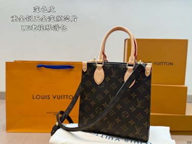 Original Reproduction &iuml;&iquest;&yen; 200 Airplane BoxColor changing leather heavy steel hardware fre