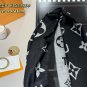 P70 New Product Gift BoxLV  New tassel scarfThe Louis Vuitton Monogram Cashmere Scarf