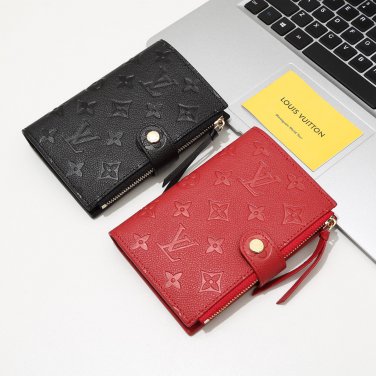 P90 color, black and red, size 15x10, model 58019, LV counter's latest style is popular! C