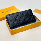 P100 color black size 20x10 LV new handbag original top layer cowhide, first-class feel c