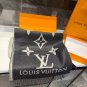 P100 The LV scarf is really versatile, with an UpUp upper body effect and a very powerfu