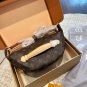 p105  Folding gift box packagingLv's waist bagchest bagIt can also be carried over