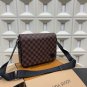 P105 Louis Vuitton Louis VuittonDISCT Lv flip messenger bag men's crossbody bag physical