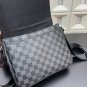 P105 Louis Vuitton Louis VuittonDISCT Lv flip messenger bag men's crossbody bag physical