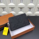 P115 Louis Vuitton Louis VuittonLV cowhide password lock clutch bag, classic and versati