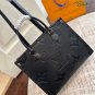 p115p120 The high-quality Lv autumn and winter new color scheme on the GO mommy bag ha