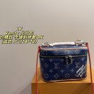 P120 box size 18  12LV Vanity Makeup Bag SeriesClassic Monogram canvas with floral co