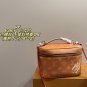 P120 box size 18  12LV Vanity Makeup Bag SeriesClassic Monogram canvas with floral co