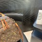 P120 Lv popular backpack shipment, new men's and women's backs look good. As a qualified b_2176