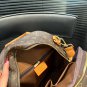 P120 Lv popular backpack shipment, new men's and women's backs look good. As a qualified b_2176