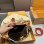 p120D-108 size 21 × 12 folding boxThe LV Pochette Mia handbag from Louis Vuitton has