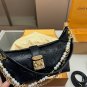 p120D-108 size 21 × 12 folding boxThe LV Pochette Mia handbag from Louis Vuitton has_1086