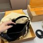 p120D-108 size 21 × 12 folding boxThe LV Pochette Mia handbag from Louis Vuitton has_1086