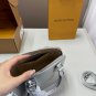 p120D-412 size 25 × 18Lv's new water ripple shell bag, this shell bag is eye-catching