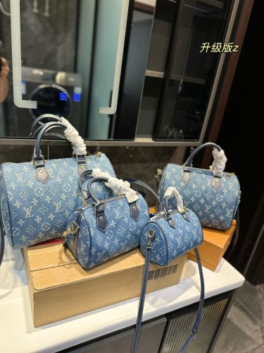 P120p115p110p105 (gift box packaging)LV nano denim denim pillow bagcute and lovely