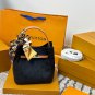 P125 comes with a gift boxLV's new bucket bag is super practical, suitable for both spor