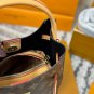 P125 comes with a gift boxLV's new bucket bag is super practical, suitable for both spor_2095
