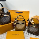 P125 comes with a gift boxLV's new bucket bag is super practical, suitable for both spor_2096