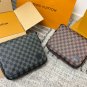 P125 Complete PackagingLv Men's Postman BagVOYAGER Postman BagThe structure and acce