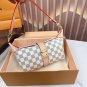 P125 folding box airplane boxSize 21.12LV Pochette Mia lunch box bag, equipped with S-