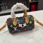 P125 Folding Boxsize:1610cmLV Pillow BagLV beauties! The human white tri color is