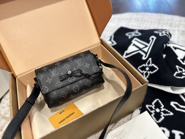 p125 Folding gift box Official website airplane boxLV's latest steam engine,Iv New_1139