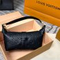 P125 gift box packagingLV Pochette Mia handbag from Louis Vuitton, featuring classic Mon