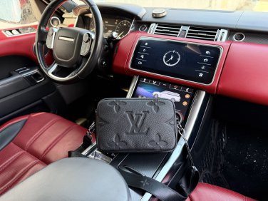P125 high-end goods new LOUIS VUITTON LV shoulder bag Louis Vuitton cowhide shoulder bag