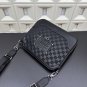 P125 Louis VuittonLV embossed messenger bag, single shoulder crossbody bag, men's bag, c