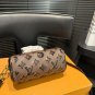 P125 LV Pillow BagSweet and cool, a whole love to live inVersatile and fashionable, wi