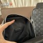 P125 The new men's chest bag Lv chest bag features a zipper for easy access, allowing yo