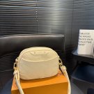 P125 with folding boxLV camera bagComfort and refinement coexistConcise and elegant_1517