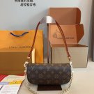 P130 comes with a gift boxLV's new Ivy armpit bag, single shoulder and crossbody style