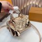 P130 Complete PackagingLv speedy20I really like this size!No matter what clothes you