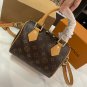 P130 Folding Gift Box mailer boxsize:20cmLV pillow bag cowhide chip versionThe cla