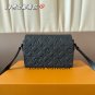 P130 with folding box LV's newly launched men's mailman bag is so popular that it is hard