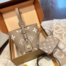 p130Folding gift box packagingLV x TM series! ALL IN BB HandbagIf you ask, the L! Fa_1681