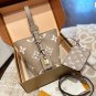 p130Folding gift box packagingLV x TM series! ALL IN BB HandbagIf you ask, the L! Fa_1681