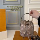 P135 (Folding Box)size：13×16LV Louis Vuitton embossed nano noe bucket bagThe body