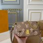 P135 (Folding Box)size:25×15LV Louis Vuitton's new embossed Favorite cloud bagThe_1857