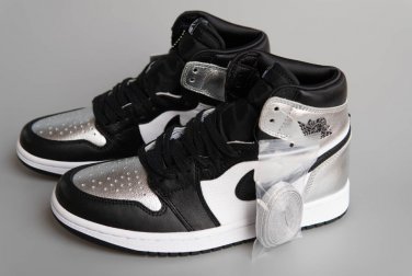 1 Retro High Silver Toe