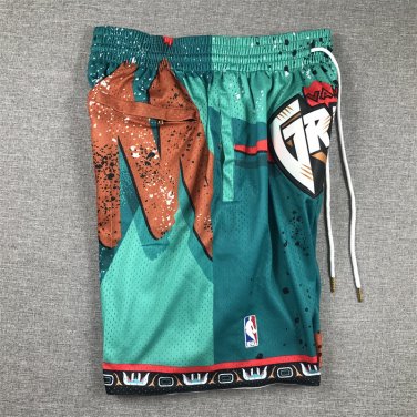 Pocket Grizzly Swinging Man Green Pants  Jersey