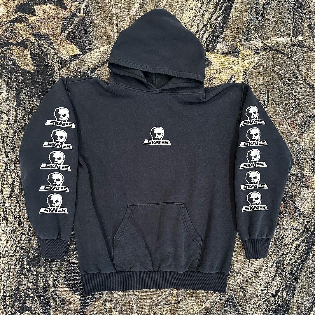 Contrast Skull Print Hoodie