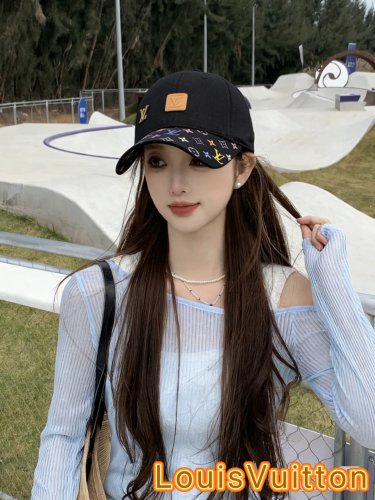 LV versatile baseball cap (282)