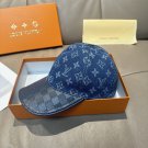 LV versatile baseball cap (561)