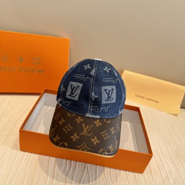LV versatile baseball cap (567)