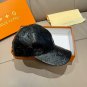 LV versatile baseball cap (597)