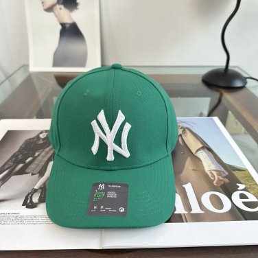 Lightweight Breathable Sports Cap For Men Women (652)